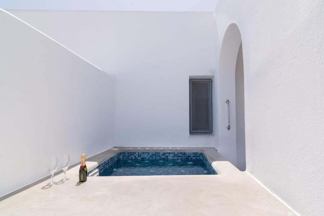 Pancratium Villas & Suites Akrotírion Exteriör bild