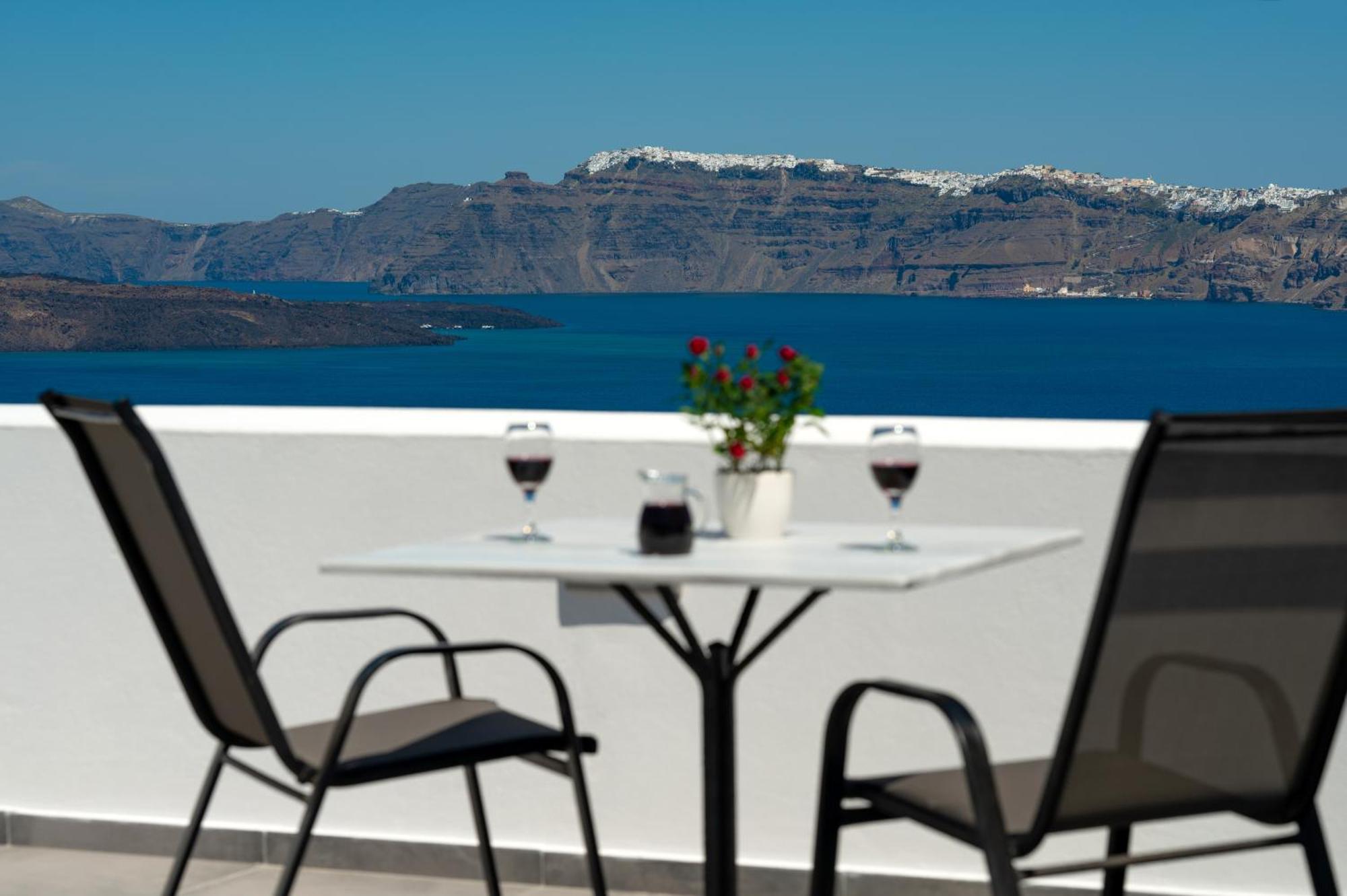 Pancratium Villas & Suites Akrotírion Exteriör bild